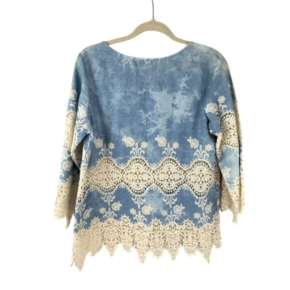Adore Tie-Dye Embroidered Blue Top Size M Floral Lace Crochet Cotton Boho Chic - Picture 5 of 8